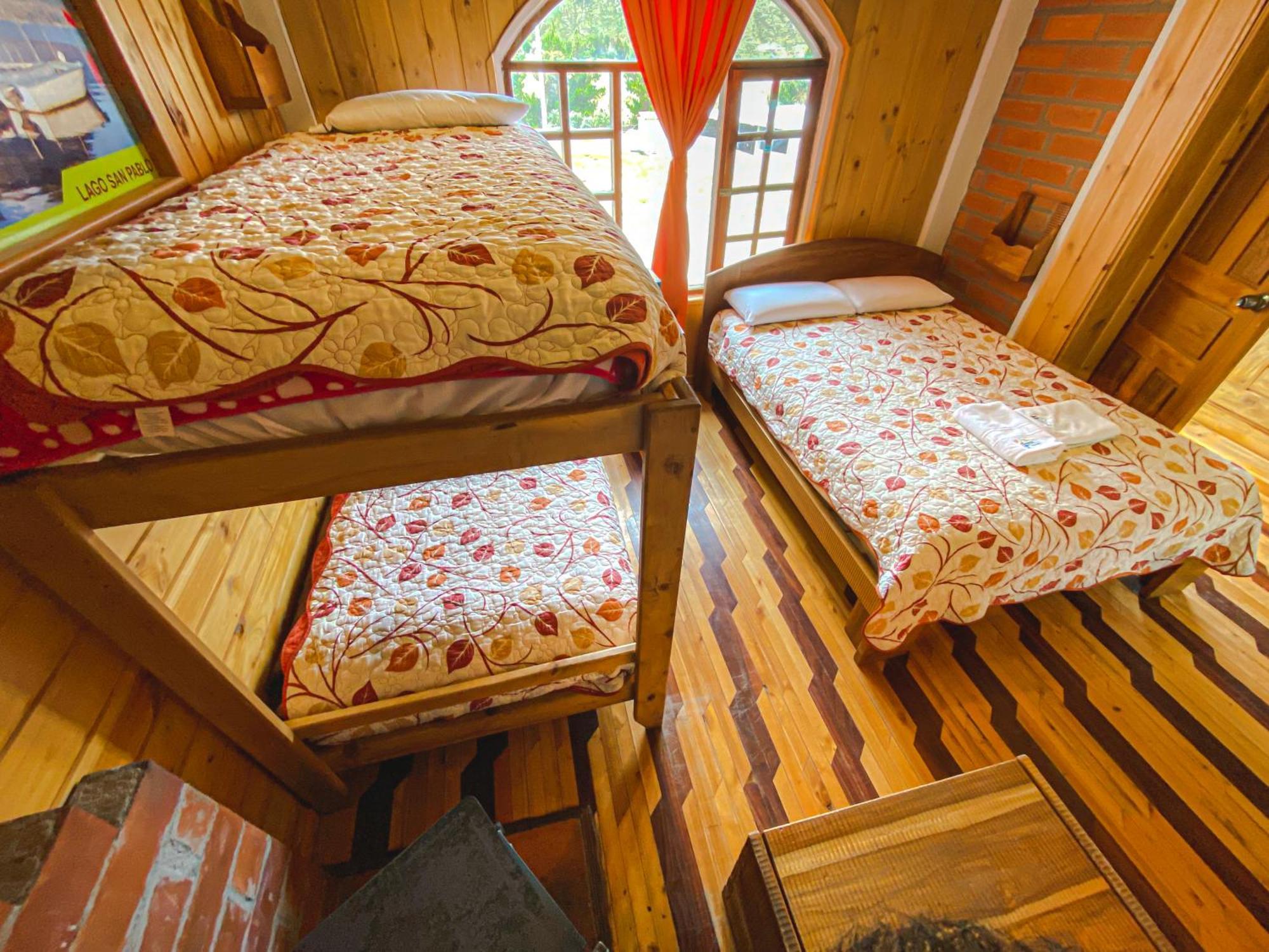 Hosteria Chukirawa Килотоа Екстериор снимка