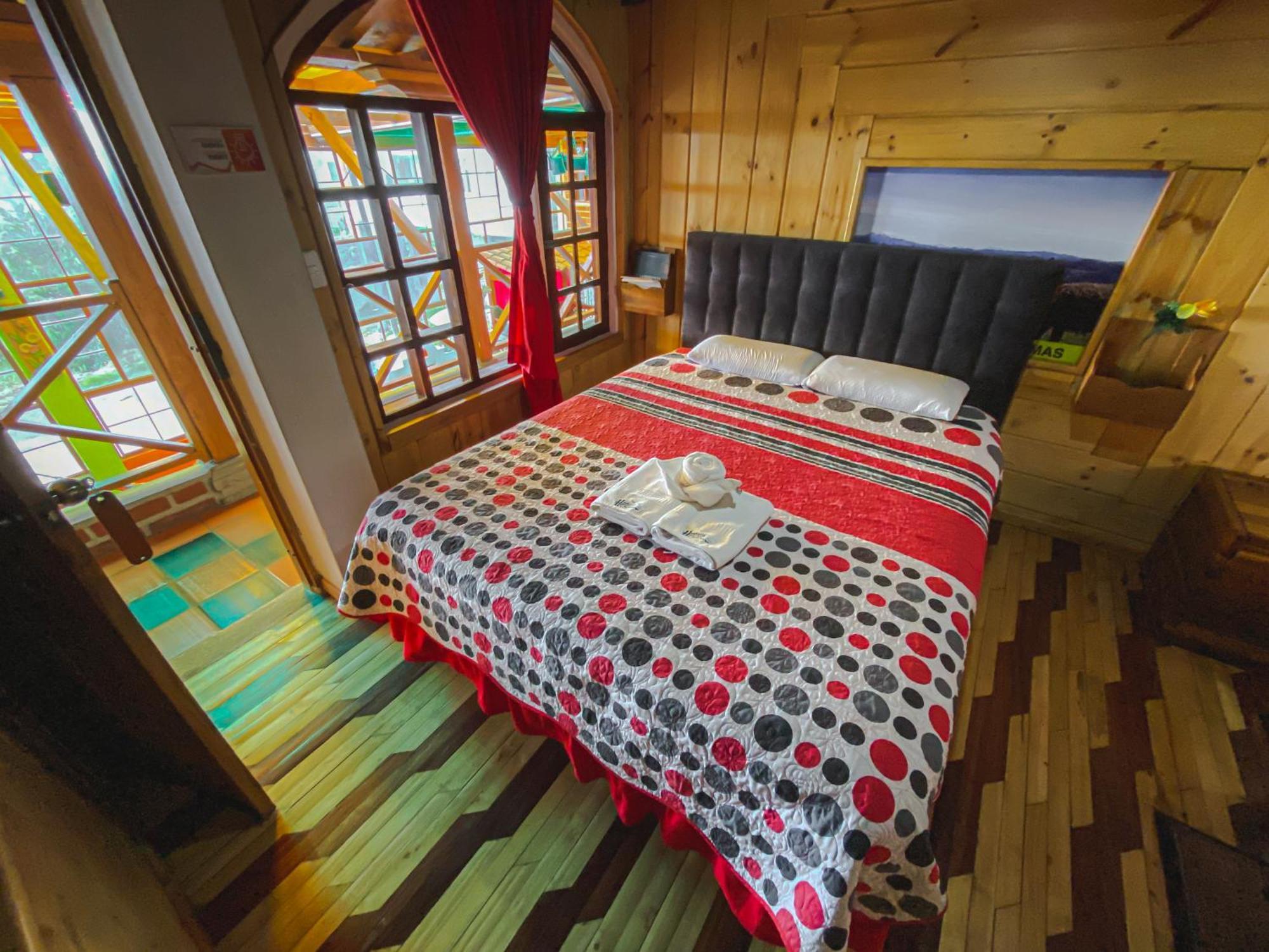 Hosteria Chukirawa Килотоа Екстериор снимка