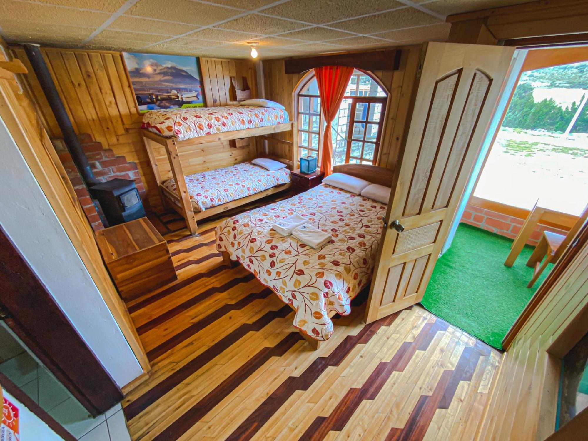 Hosteria Chukirawa Килотоа Екстериор снимка