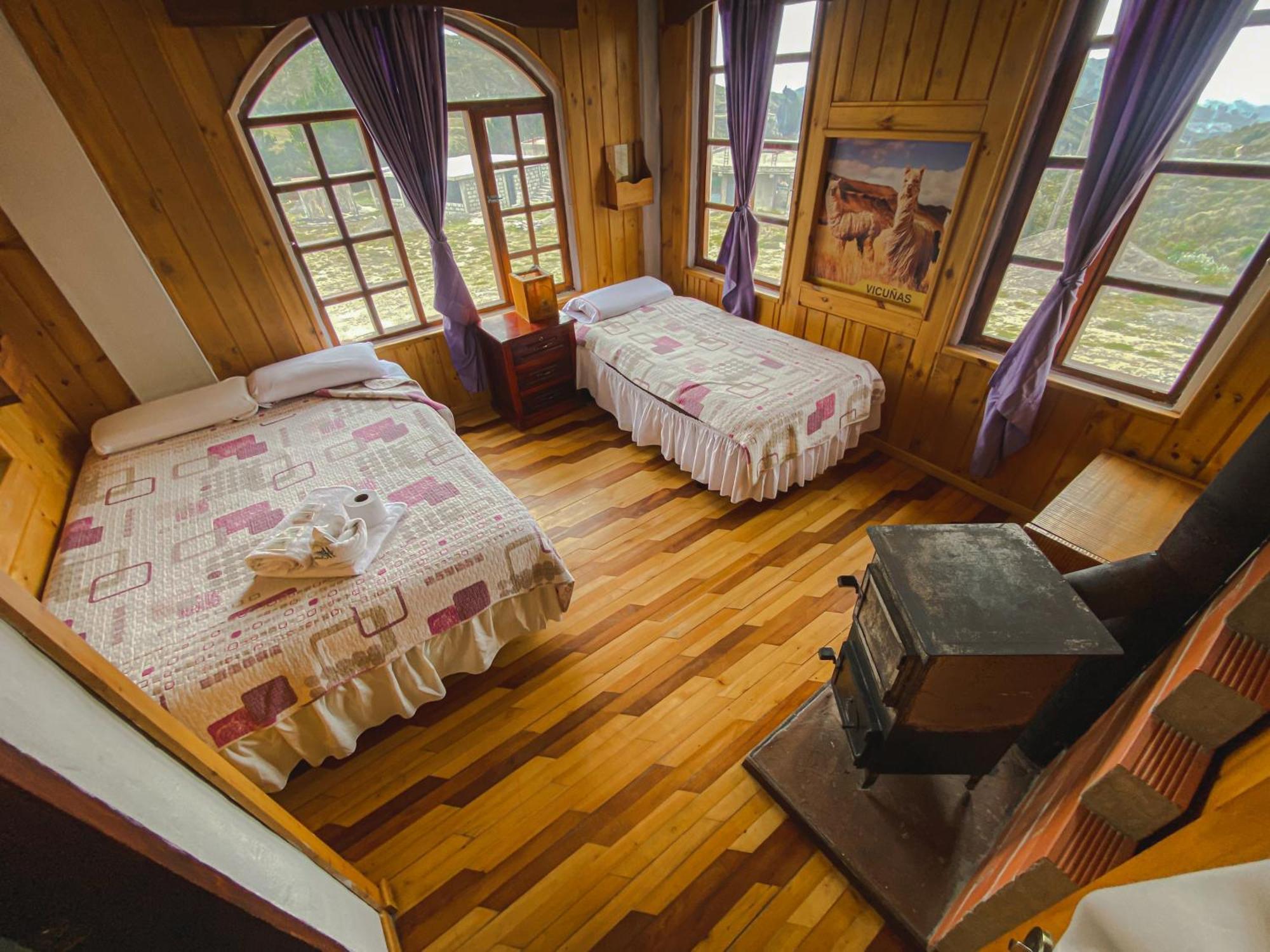 Hosteria Chukirawa Килотоа Екстериор снимка