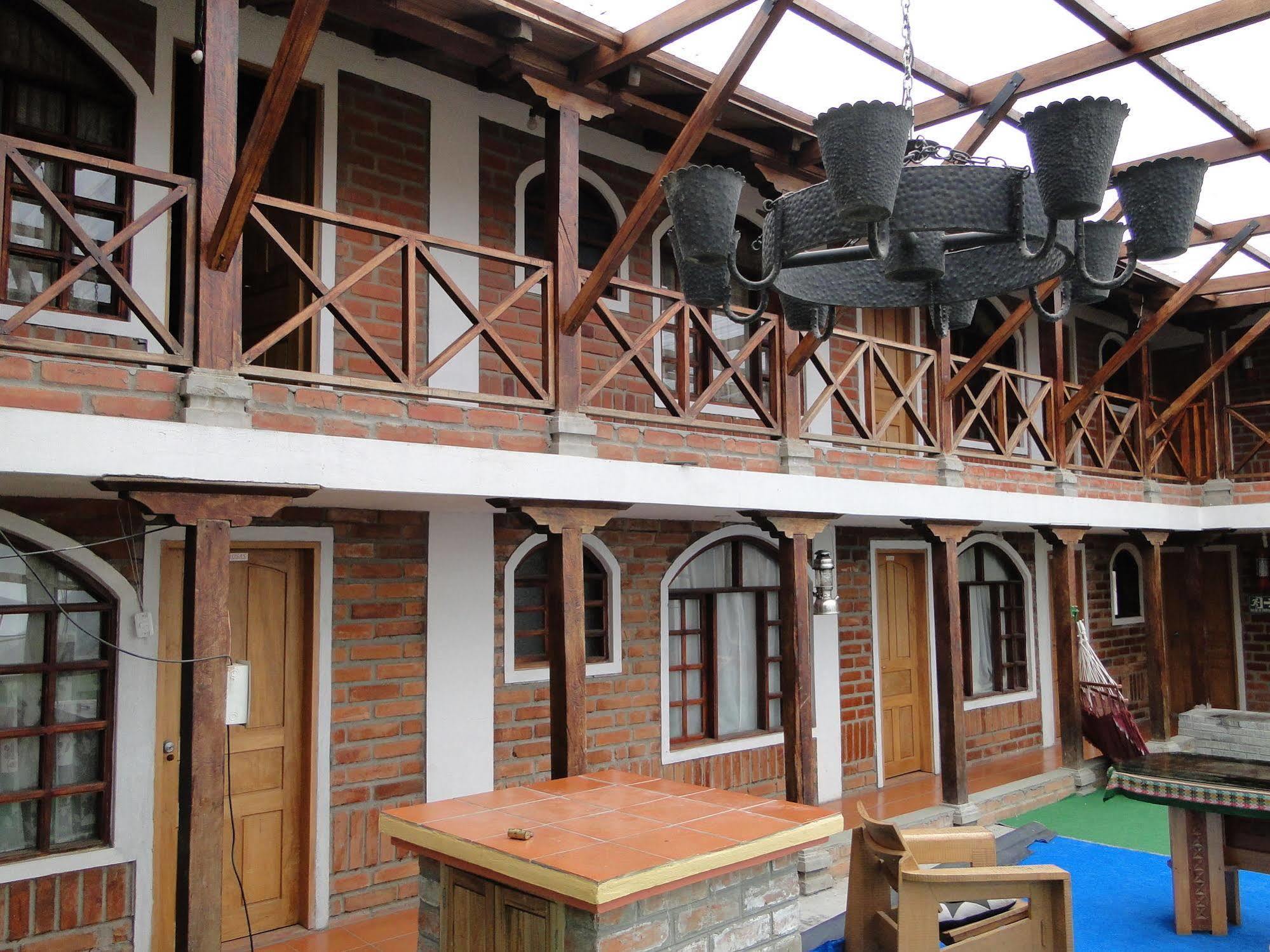 Hosteria Chukirawa Килотоа Екстериор снимка