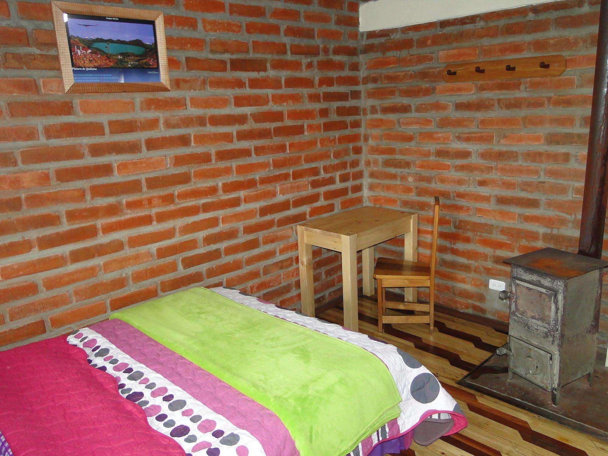 Hosteria Chukirawa Килотоа Екстериор снимка